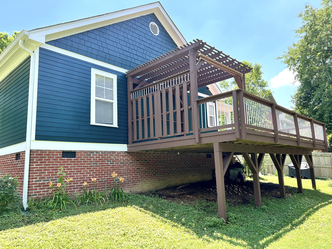 Youngsville Fence & Deck Staining