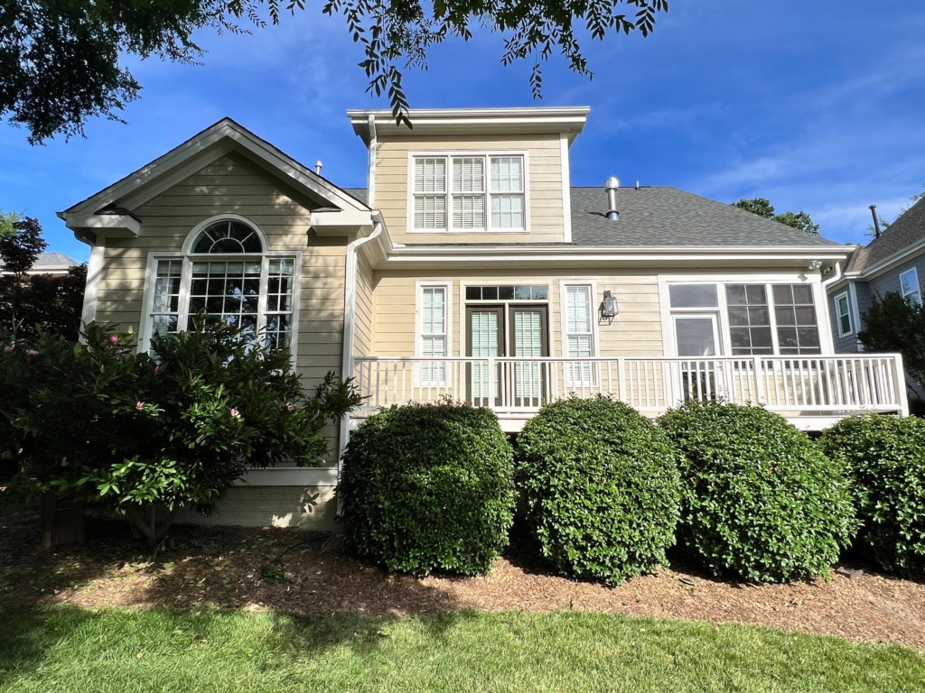 Expert siding painting services in Holly Springs, NC protecting homes from weather damage