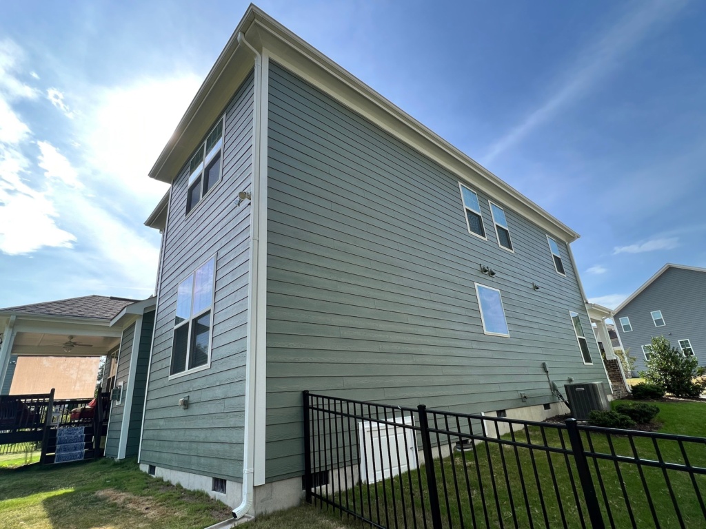 Professional siding painting in Wendell, NC enhancing curb appeal and durability