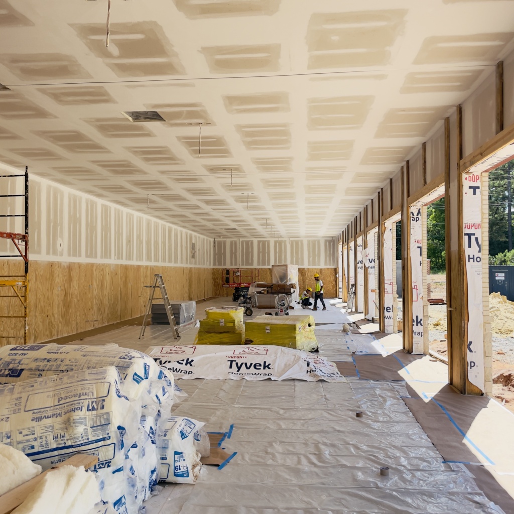 Professional commercial painter in Zebulon, NC improving local business properties